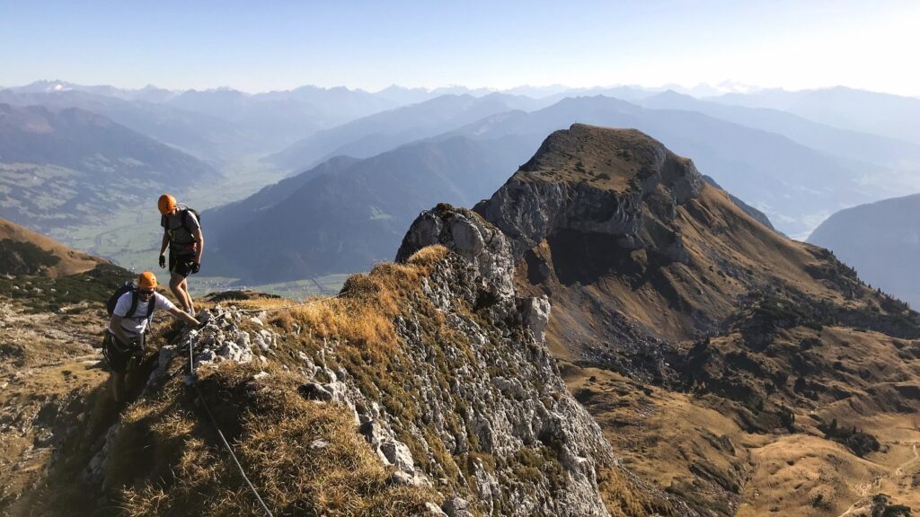 De Fünf Gipfel Klettersteig aan de Achensee is een prachtige via Ferrata die je een keer gedaan moet hebben