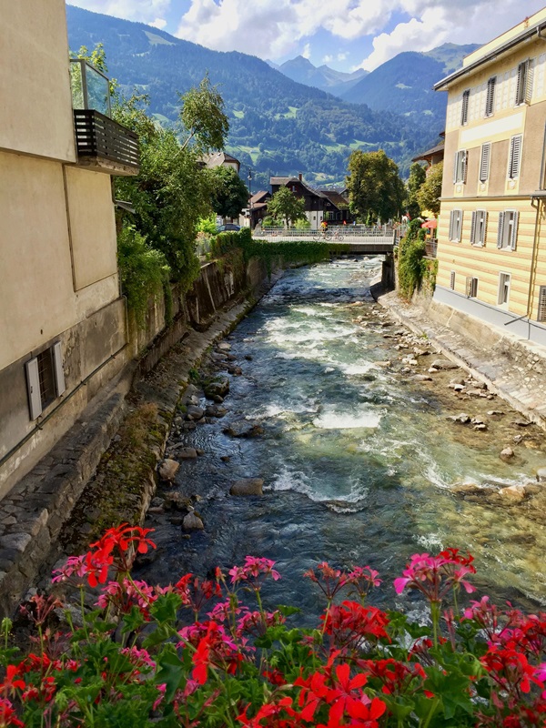 Op vakantie in Vorarlberg? Overweeg dan vooral een bezoek aan het pittoreske Schruns.